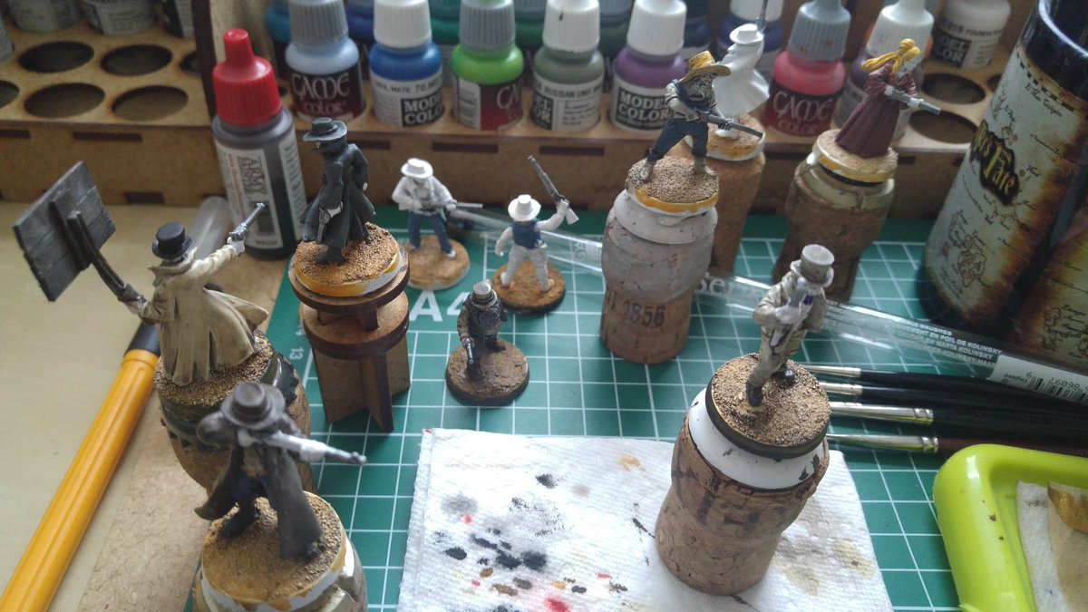 Tag 11. Ein wenig an meinen Figuren für #DeadMansHand weitergemacht #malathon