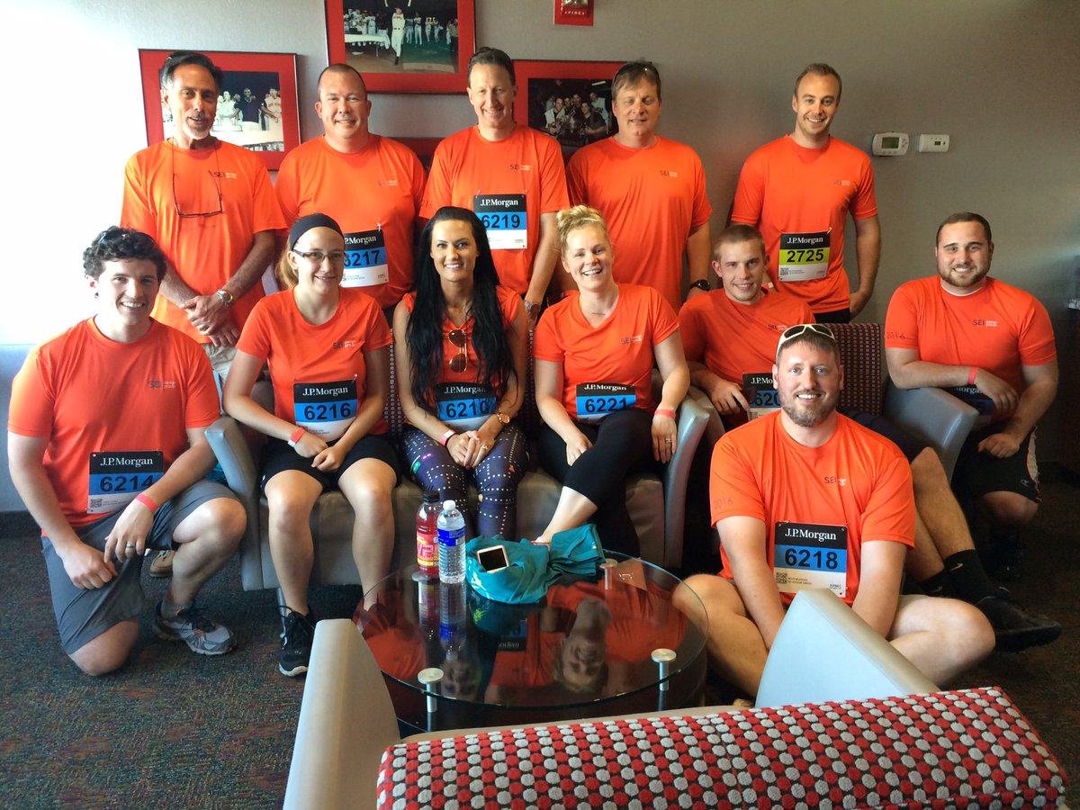 SEI_Design's tweet photo. It was a beautiful night to participate in the #CorporateChallenge Rochester. Our team had a great time! #ROC https://t.co/QUY40kLB8c