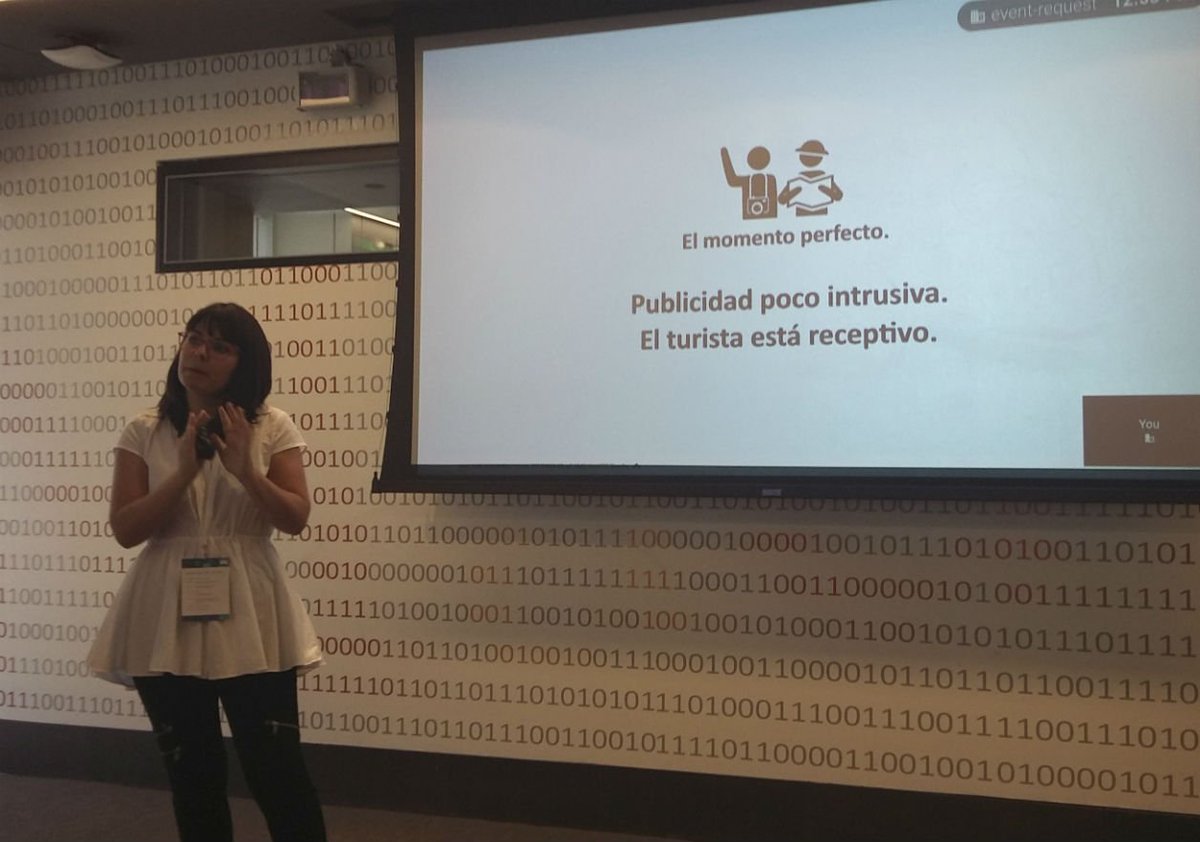TurismCanarias's tweet photo. Presentamos el caso de éxito de Turismo de #Canarias en campañas search en un evento de @GoogleES https://t.co/aaZc86H6Gs @SaraSanchezRomo https://t.co/5hat4xPsoU