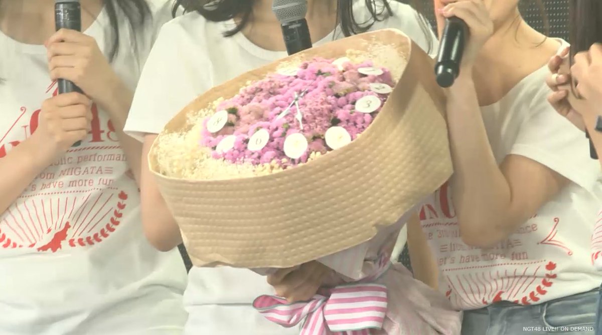 北原里英　聖誕Tシャツ2012　サイズFree　＆北原里英タオルセット　激レア!