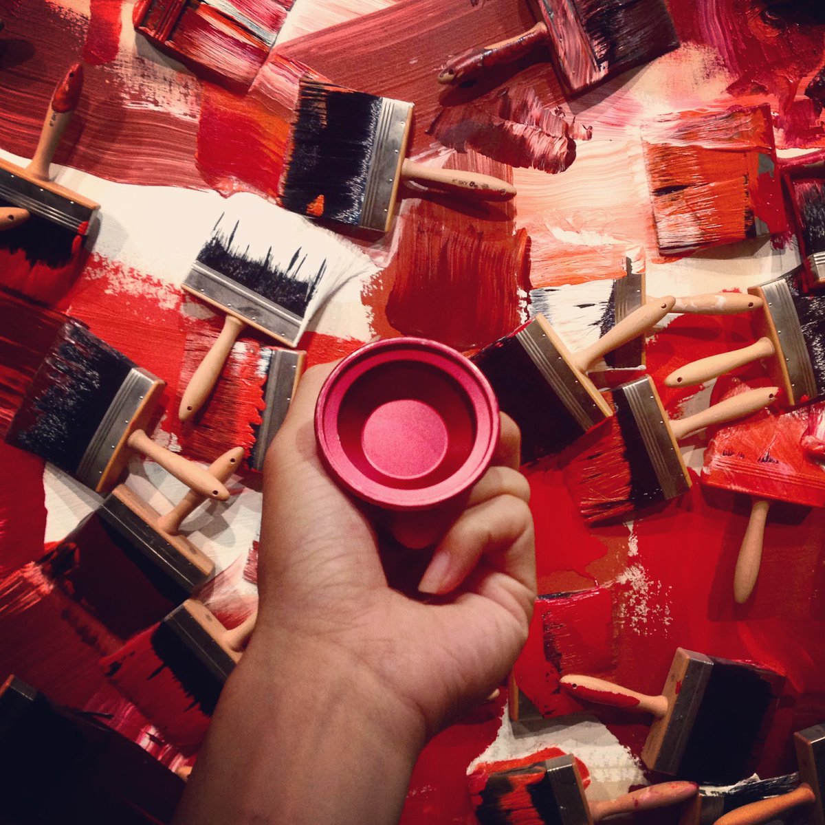 YNVS44's tweet photo. Red.
#hecate 
#red
#yoyo
#youniverse https://t.co/6IVvEzY47S