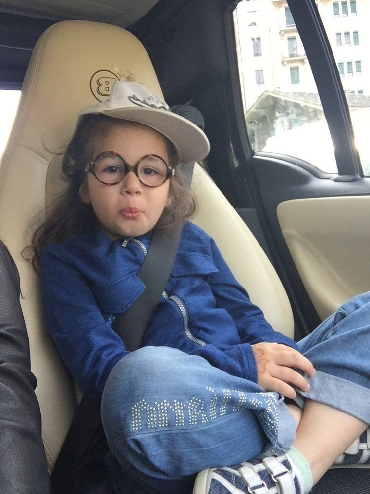 nutslara's tweet image. 