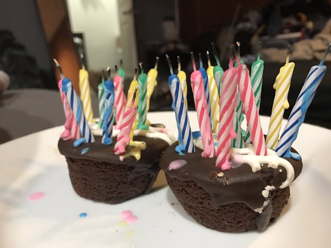 When Haley makes the birthday cake https://t.co/D9YWfuzMnh