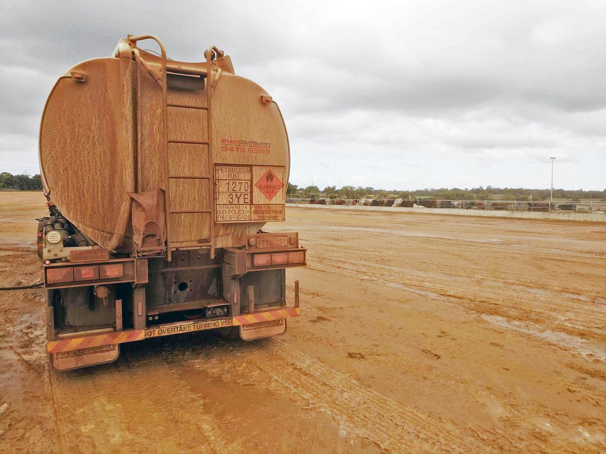 fueldistributor's tweet photo. If there's mud, there must have been rain! Hopefully making a few farmers out there happy! #fdwa #WesternAustralia #WAfarming https://t.co/2R24YyDbAl