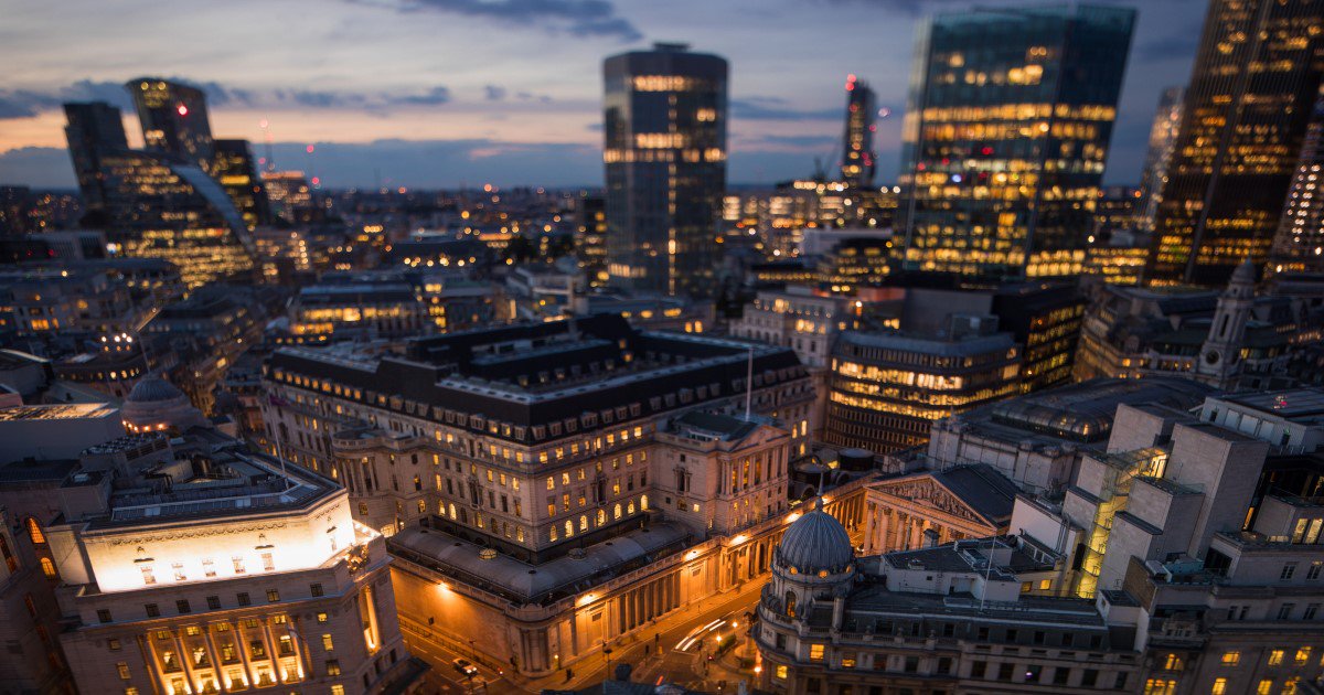 business's tweet image. "It's a bit tricky" to decide on rates just now, Bank of England's Ben Broadbent says bloom.bg/2uPOZWD