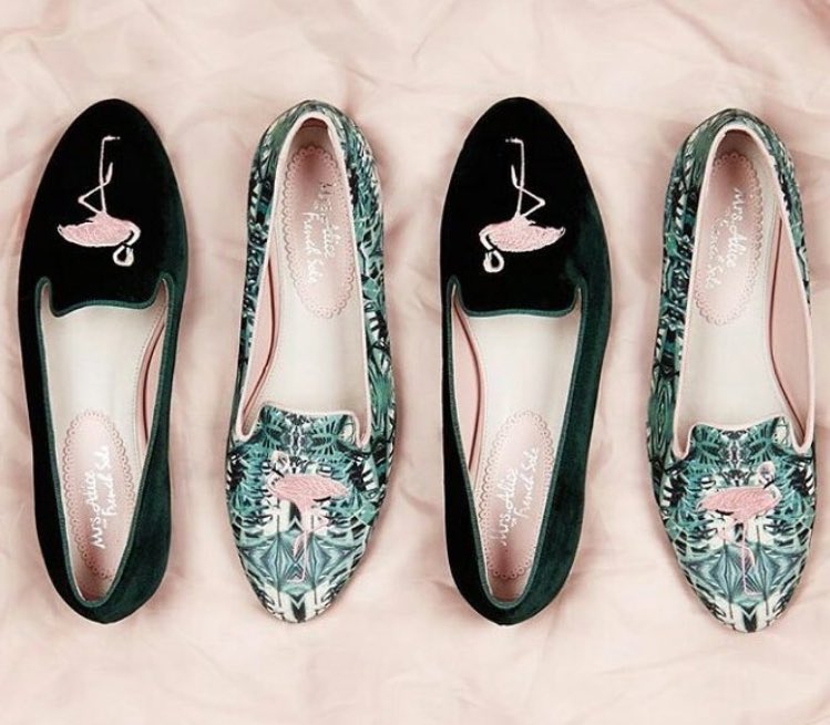 CLcreates's tweet photo. Lusting over @frenchsole shoes again! Will these guys ever stop teasing me 😏 #flamingo #iloveshoes https://t.co/AIuAmSVRLk
