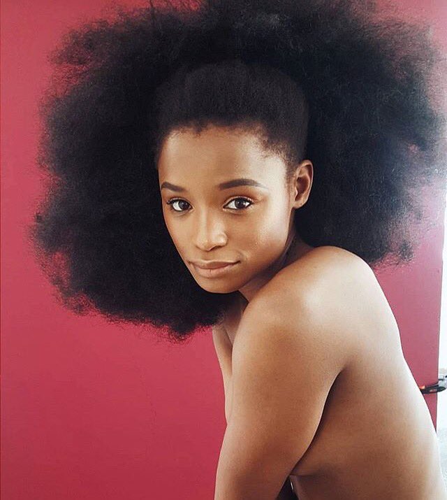 XmagazineZA's tweet photo. 1. @RealNomalanga . A trailblazer. A fashionista well on her way to IT Girl Status. Effortless style and Hair Goals. #XmagazinesaWCW https://t.co/Dyufkydd8P