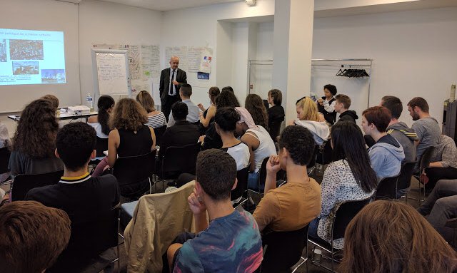 Les JA découvrent la politique de la ville avec Mr Kaïs Marzouki #JAEA2017 #Engagement