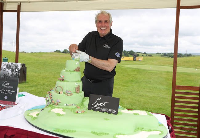 A very happy 70th birthday to resort ambassador and rugby legend Sir Gareth Edwards! 