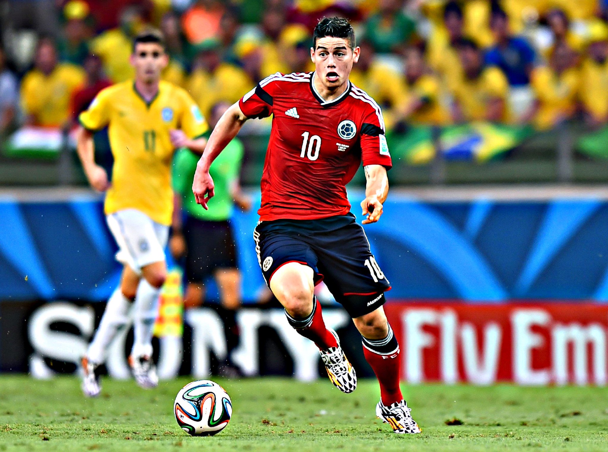 A Happy Born Day to FC Bayern new boy James Rodriguez who turns 2  6  today! 

Perfect way to celebrate a birthday! 