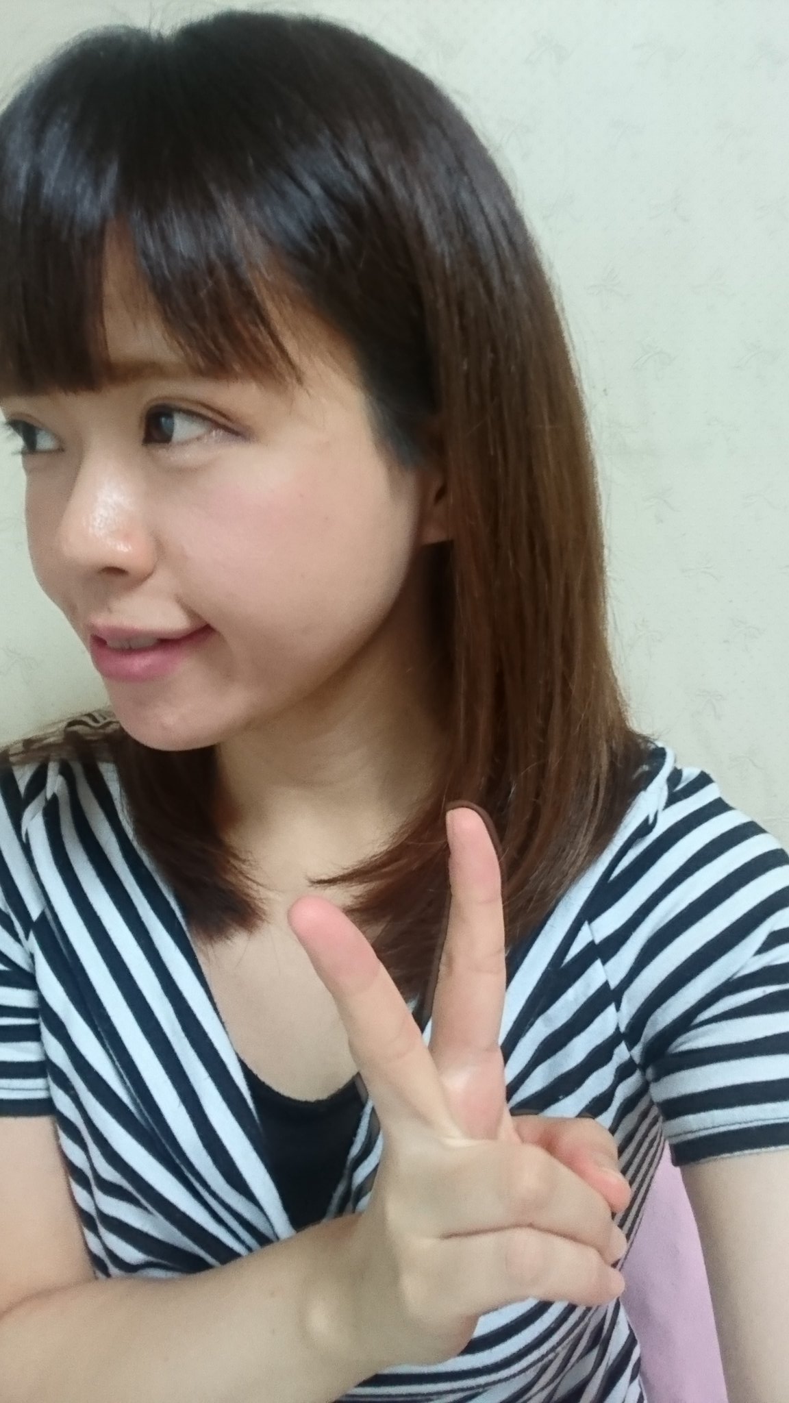 しろー Okuyorisan ショートなら 女性でも もみあげ鬱陶しいから全剃りツーブロックなんです とも言えたかもでしょうか W 私もオタ趣味はバラして コス趣味は秘密にしておりますね 流石に女装は っ W Twitter