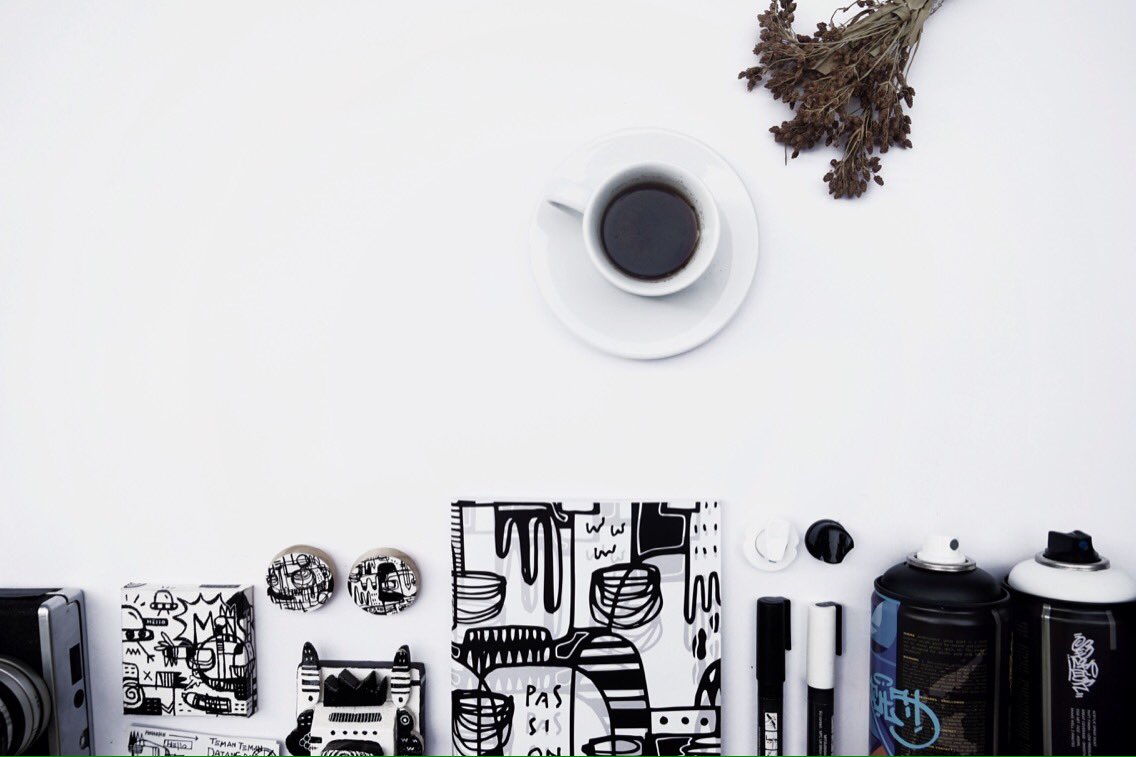 heytemanbaik's tweet photo. coffee ☕️
#heyhello #heyhellotemanbaik #heytemanbaik #ruangkecilheyhello https://t.co/FeM6RlC6ZB