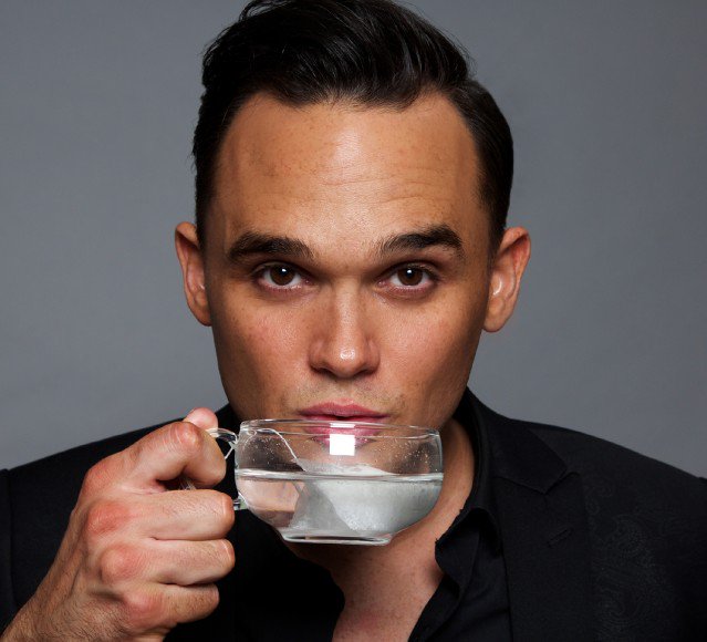 Happy birthday to from all your fans on Proboards, facebook and message. Have a fabulous day! xx 