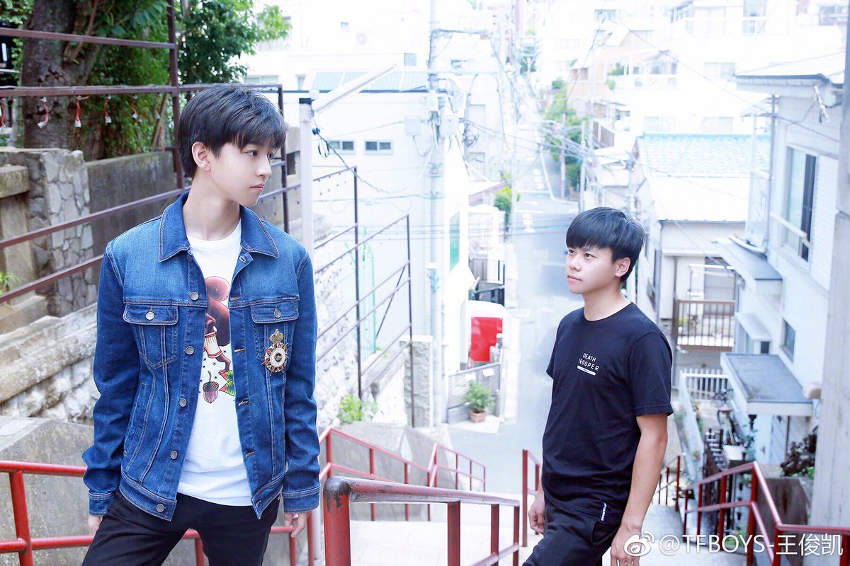 TFBOYS_THFANS's tweet photo. {Trans} 170712 TFBOYS-王俊凯 Weibo Update : อ่าา~ โตเกียว #โลกในมุมมองของผม (2) https://t.co/yhwxmaGS6f
