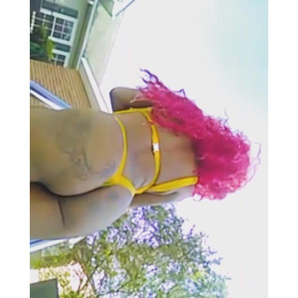 My new video is really hot! Check it out! https://t.co/UoUHOqeOMm https://t.co/IiPFKWSpkD