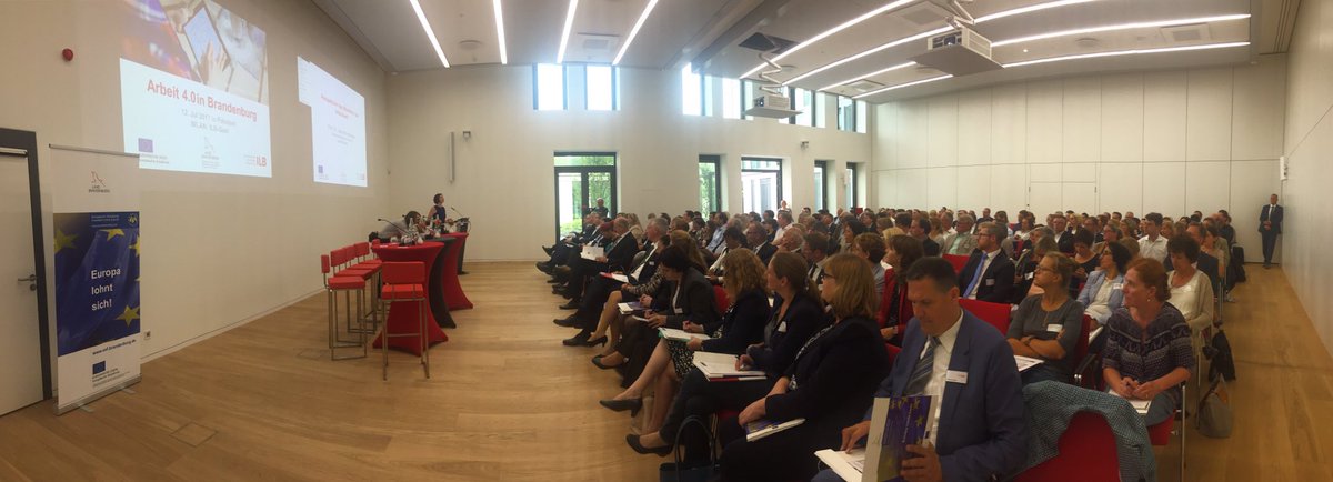 EUinfo's tweet image. Innovation darf nicht nur an start-ups ausgelagert werden, sondern muss auch im unternehmen selbst erfolgen. #Konferenz #Arbeit 4.0 in #ILB