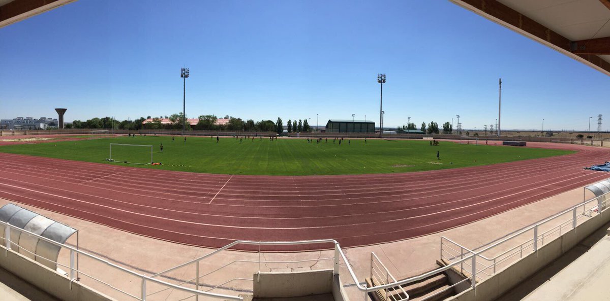 Escuela Fútbol RVCF tweet media
