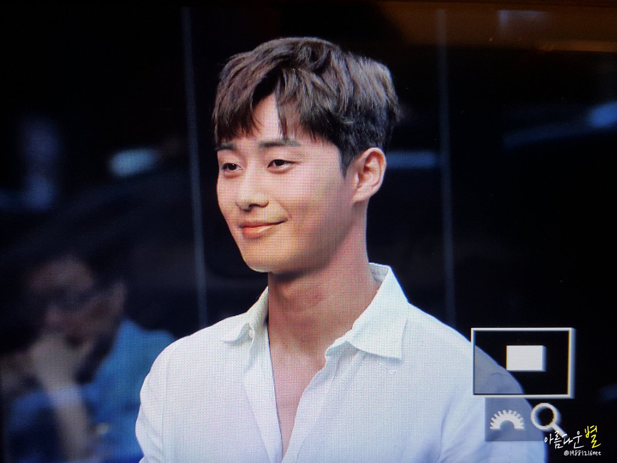 19881216net's tweet photo. 170712 쌈마이웨이 종방연 #박서준 #parkseojun #朴敘俊 그동안 수고 많았어요💕 오늘도 멋지네 https://t.co/5CIVgN2MDf