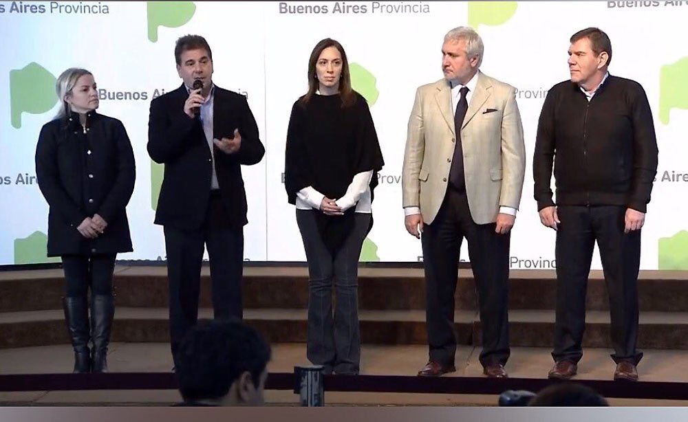 gmontenegro_ok's tweet photo. En La Plata en la presentación de la App para denunciar robos, corrupción policial y narcotráfico. https://t.co/vdvhpsxLOo