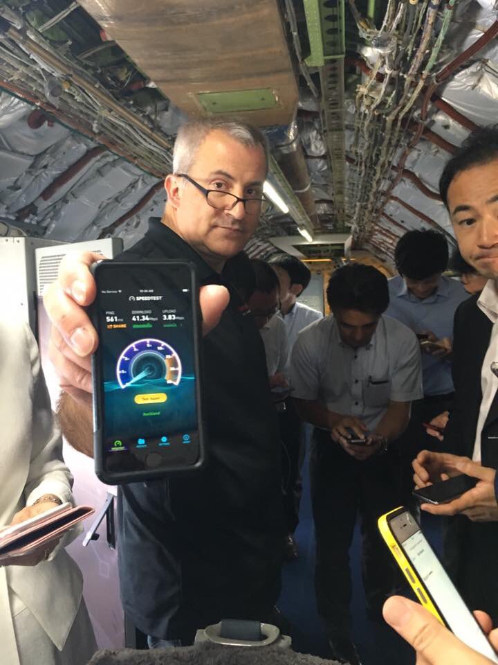 Paul_Bedward's tweet photo. Read the speed test! Inmarsat GX using Honeywell Jetwave. Connectivity when high in the sky with the angels. https://t.co/1d2mFVmFip