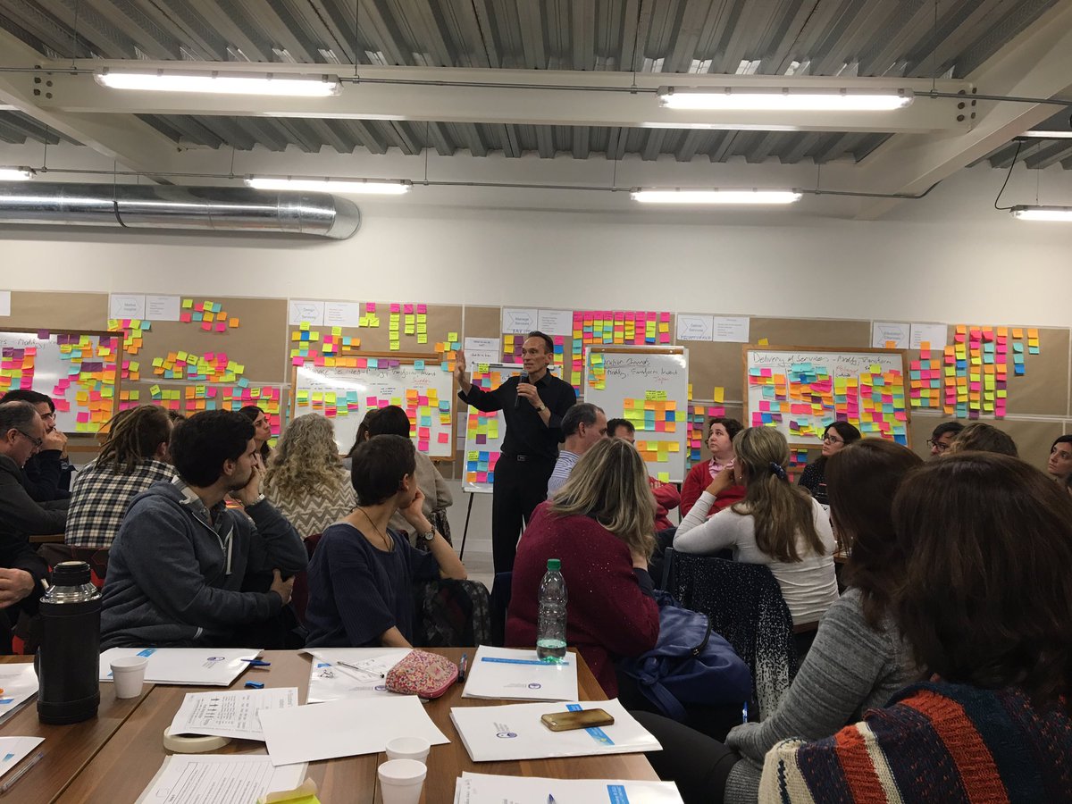 crfrocca's tweet photo. Va tomando color #designthinkingUCU https://t.co/XhOOEQAcef