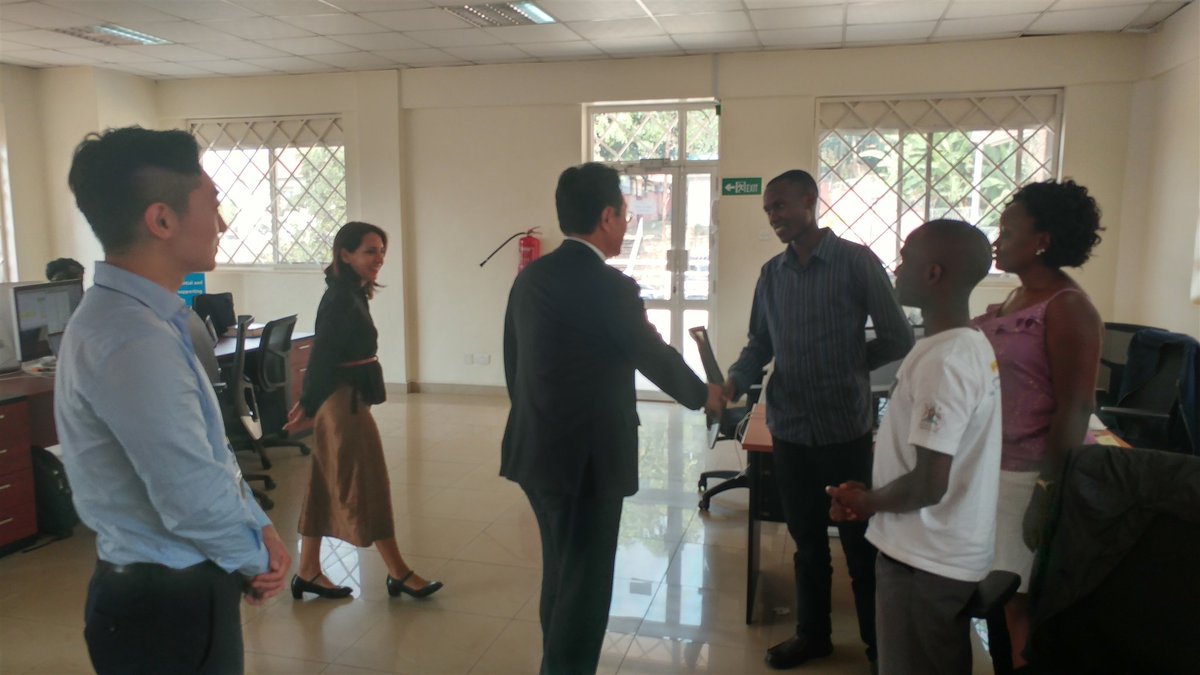 UNGlobalPulseUG's tweet image. It was our great pleasure to have #ROK Ambassador Park Jong-Dae here in #PulseLabKampala and introduce our innovative projects. @MOFAkr_eng