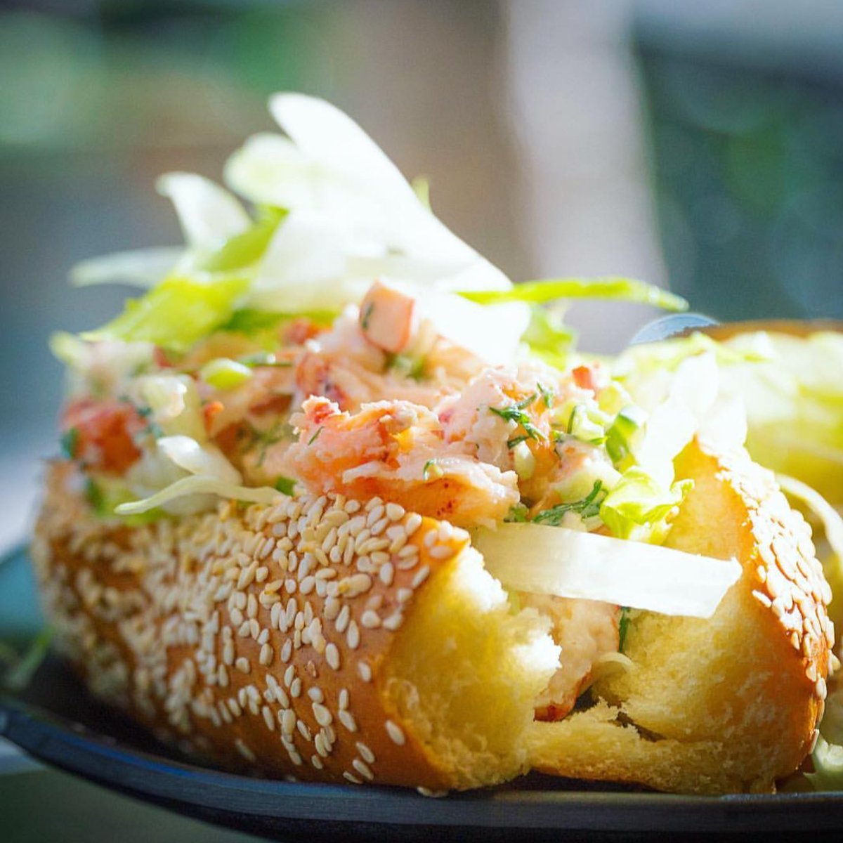 Nothing says summer like a fresh lobster roll at Little Fin FinTO (photo cred:@Instantonium)