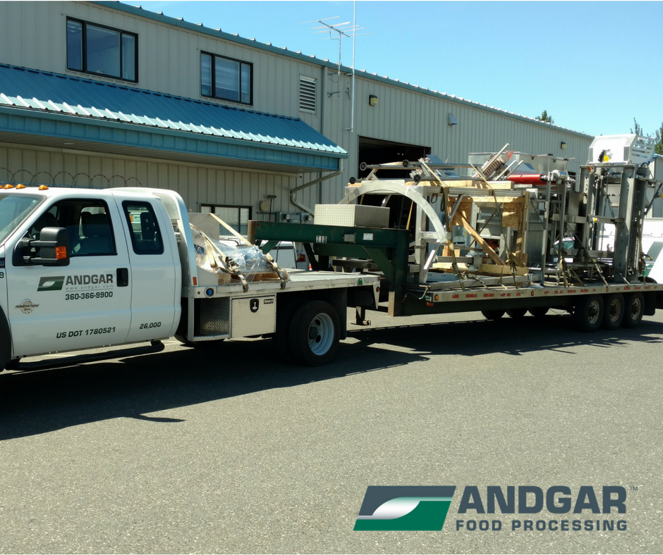 AndgarFood's tweet photo. These beauties are headed to #DriedigerFarms in 🇨🇦 for their Individual Quick Freezing line for their #berries #FastForwardFreshFood https://t.co/2fb4y48szc