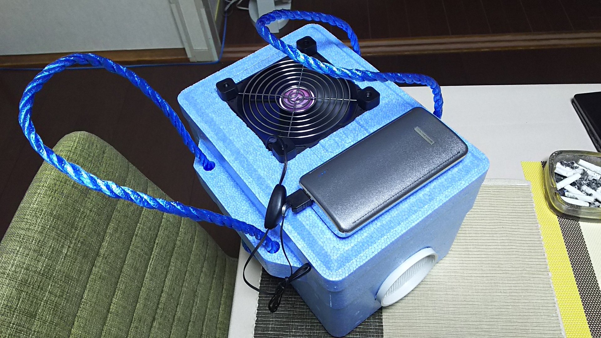 ゆーすけ ハマのドールおじさん 車中泊用にクーラーボックス Usbファン モバイルバッテリーで簡易クーラー作ってみたけど これ良さそう W T Co Mybjkasu3s Twitter