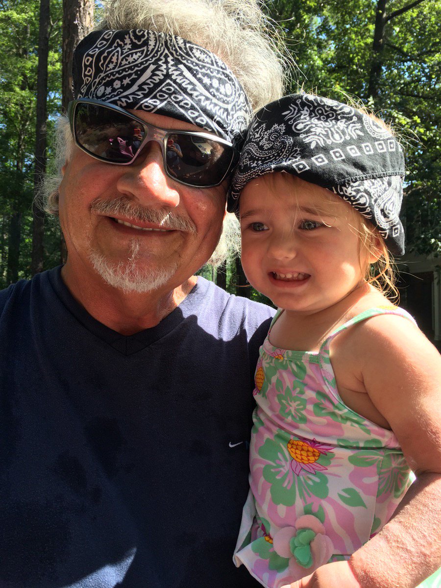LeeAndCathy's tweet photo. Twins https://t.co/U89WdZ7Pyv