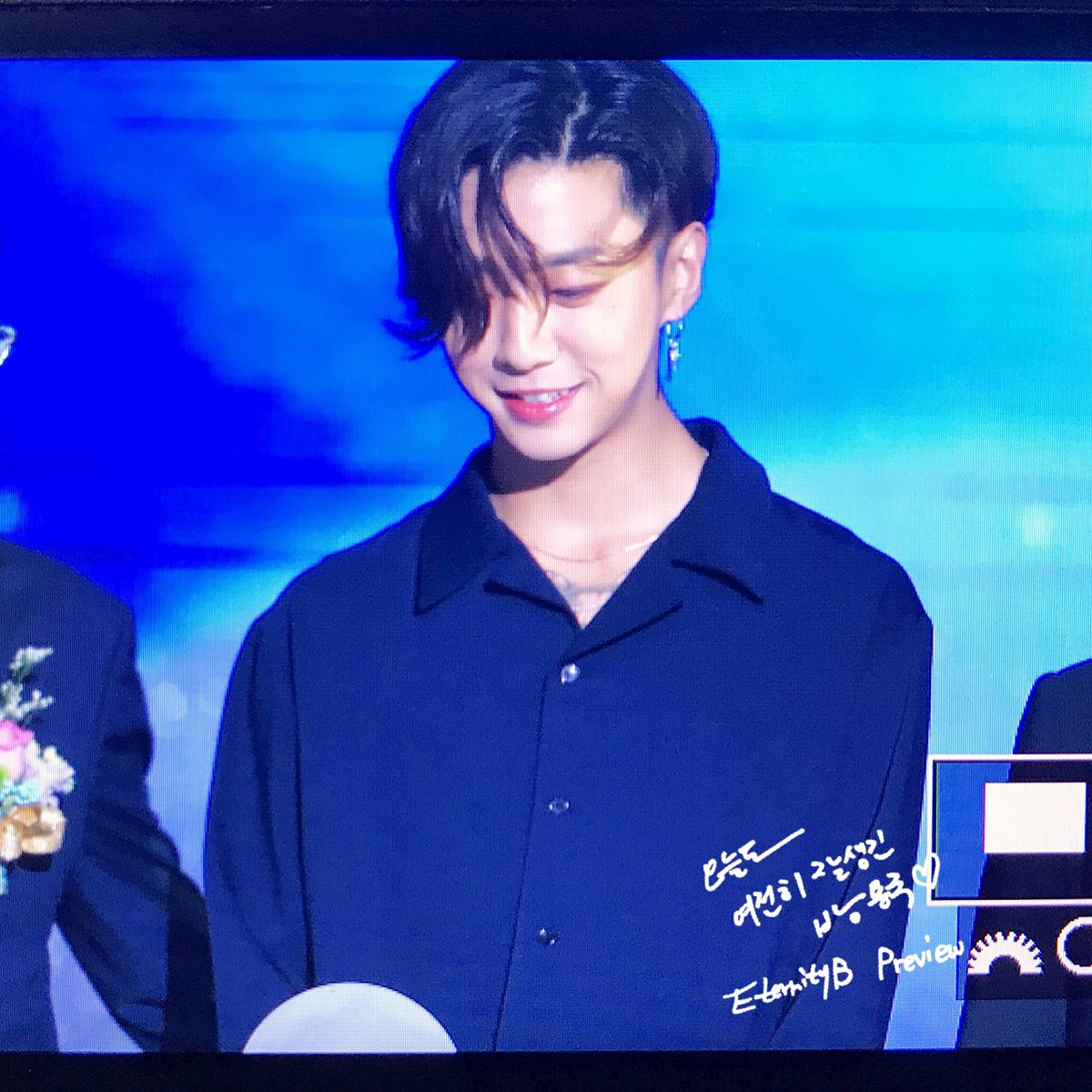 EternityB0331's tweet photo. GN🌟 @BAP_Bangyongguk https://t.co/7Q4yNC8YDG