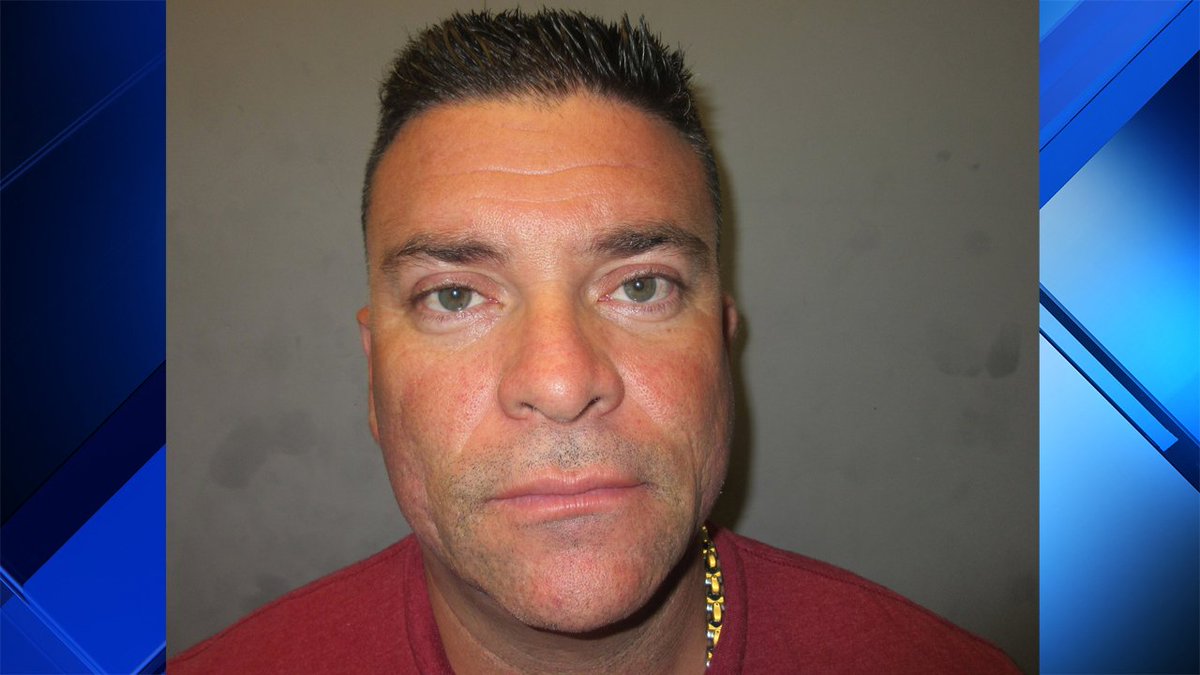 Florida Keys deputy arrested, accused of falsifying time sheets bit.ly/2tIyaP3 https://t.co/mIHPfj5KDh