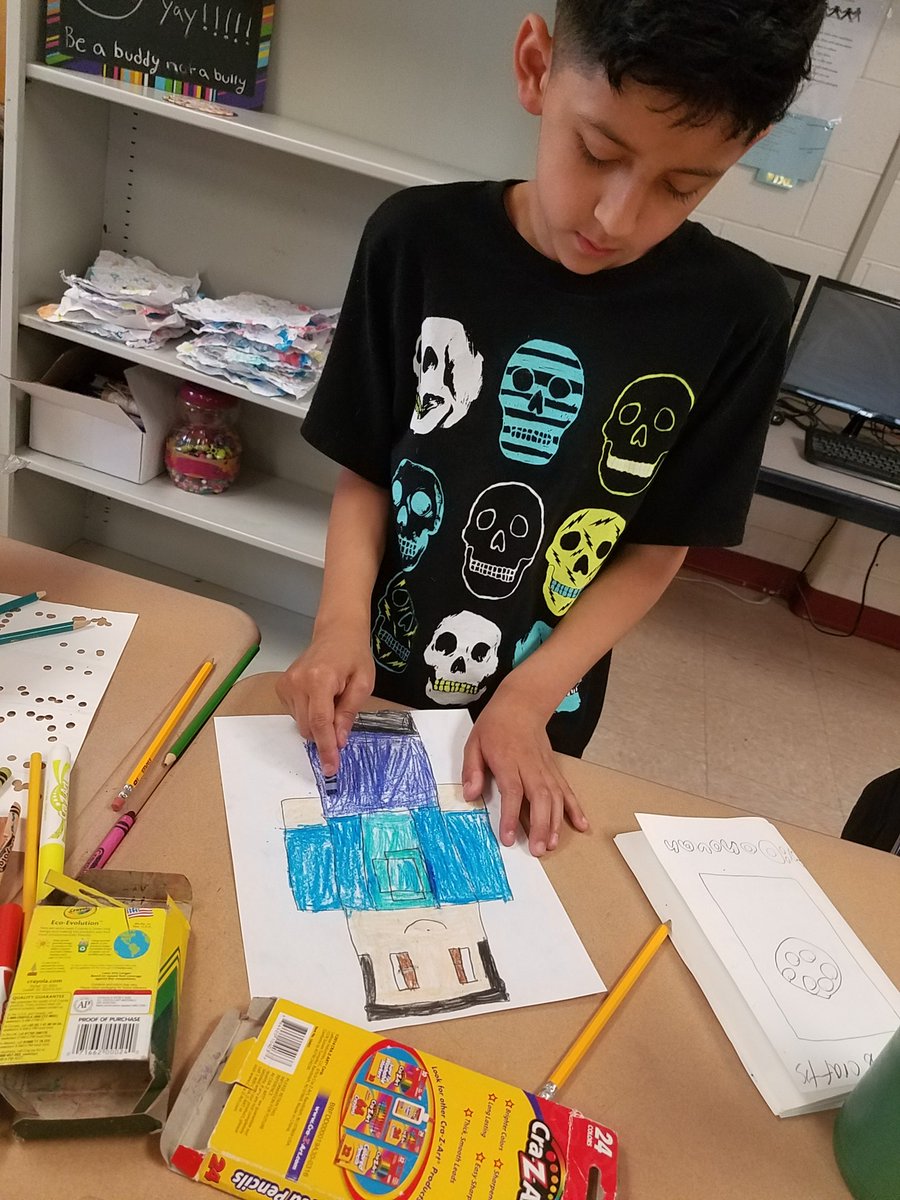 CDL_RI's tweet photo. Cubism gets a modern touch with these young artists! #CDLRI #BLAST #summerlearning https://t.co/dncykvh8Pz