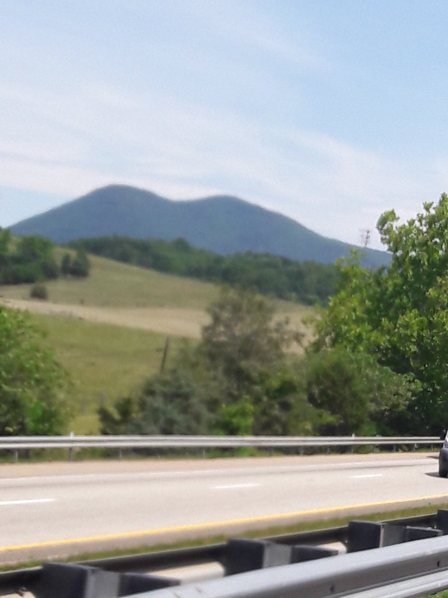 just_killers_on's tweet photo. #mountains https://t.co/jAzJH3MCwe