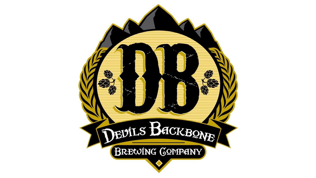 CrystalCityWine's tweet photo. This #FridayAtTheFountain celebrate w/ @dbbrewingco #ViennaLager, #8pointIPA, #StripedBass, & #TrailAngel from 5-9p #CrystalCity @ccbid https://t.co/ZWfjvcik0u