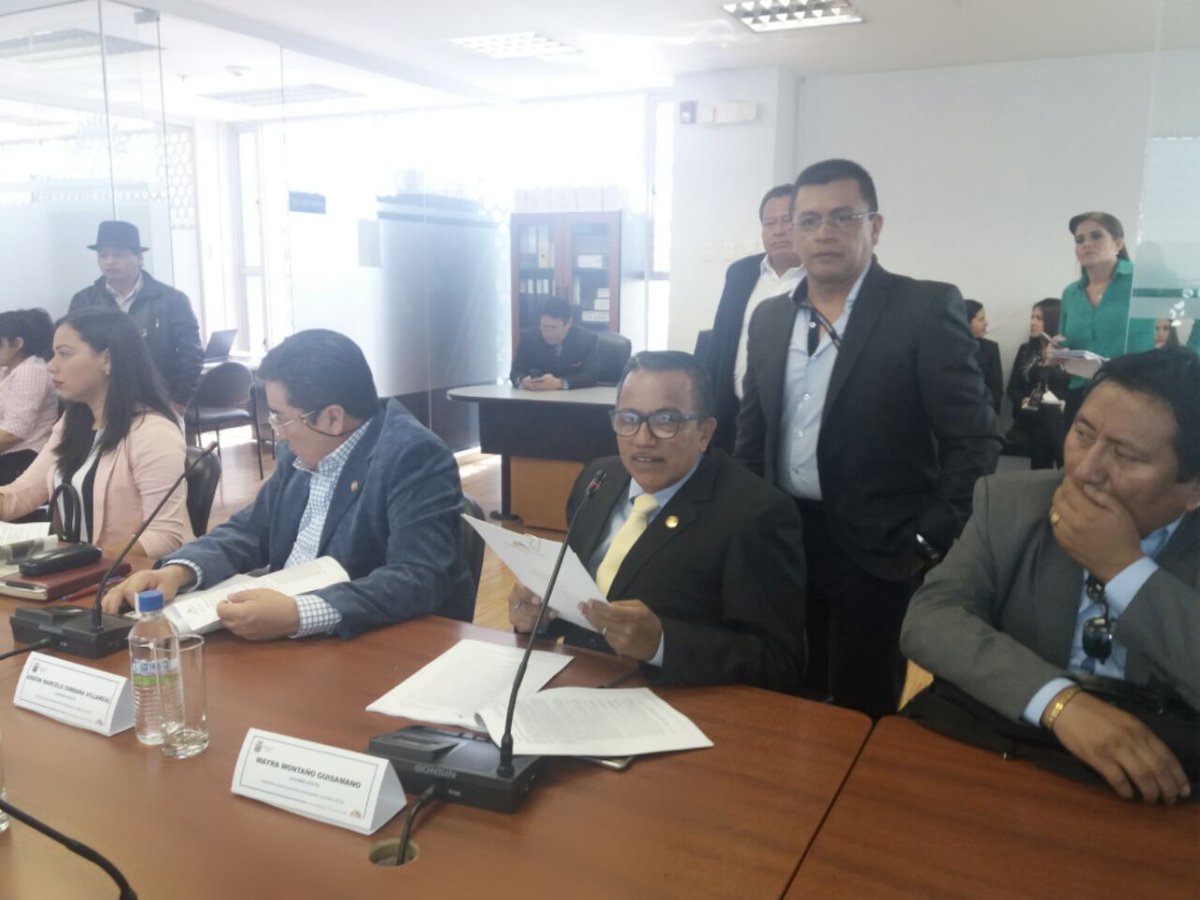 Asambleista Raul Campoverde
Cumpliendo agenda en la Comisión de Participación Ciudadana y Social