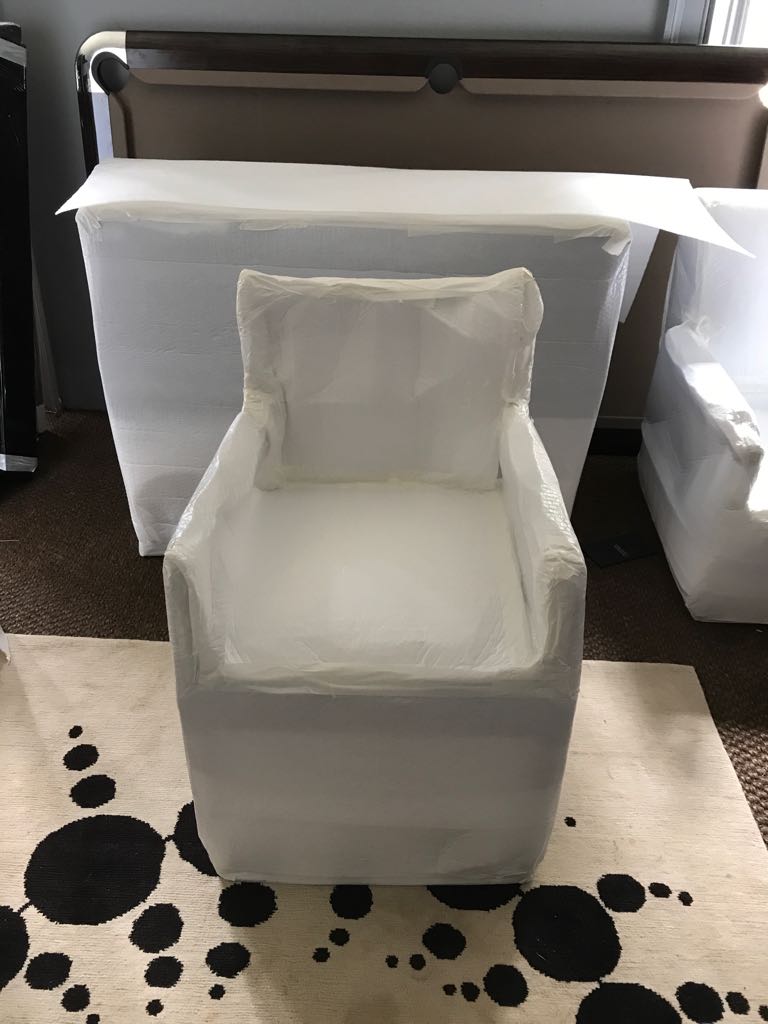 OxonRemovalMan's tweet image. Chair. #exportwrap #exportwrapping