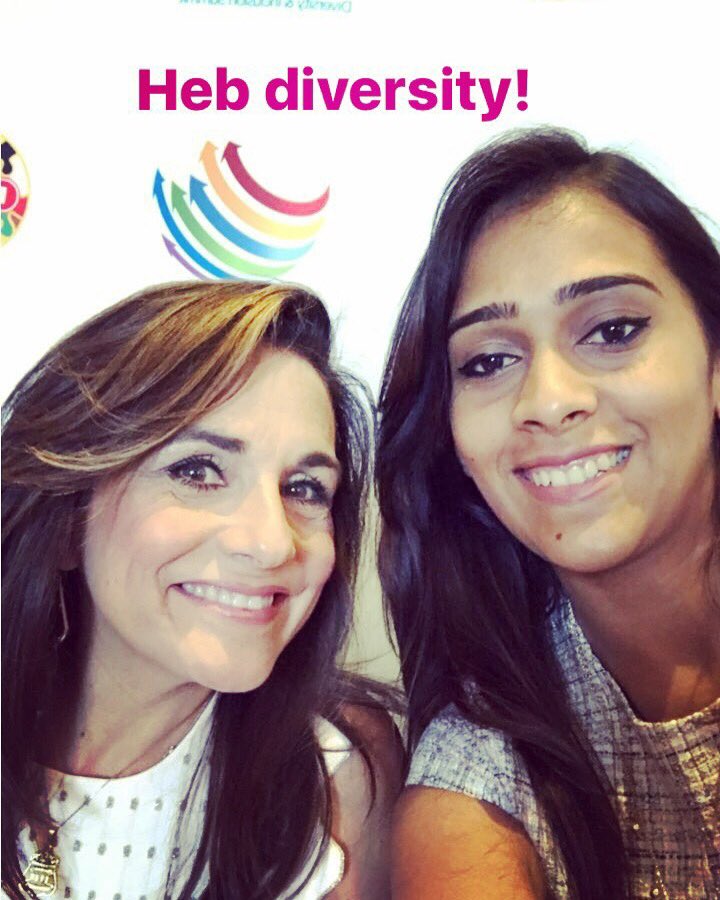 journeywithsim's tweet photo. Meet my brave friend liz doing the #archerschallenge #wheelchairchallenge #conversationsmatter love you liz ! Love you #heb https://t.co/EeSTNj5wxZ