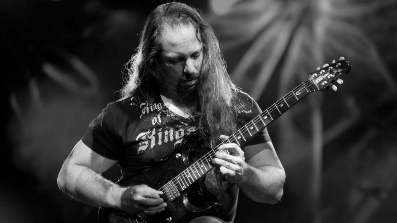 Happy birthday to John Petrucci, who is 50 today! 