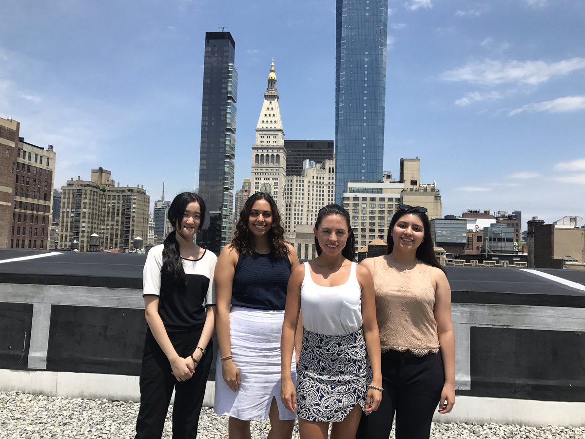 _TechExplorers_'s tweet image. First Day of TYWLS Tech Explorers starting strong with powerful leaders behind me! Thank you @Casper #leaders #STEM #innovation #technology
