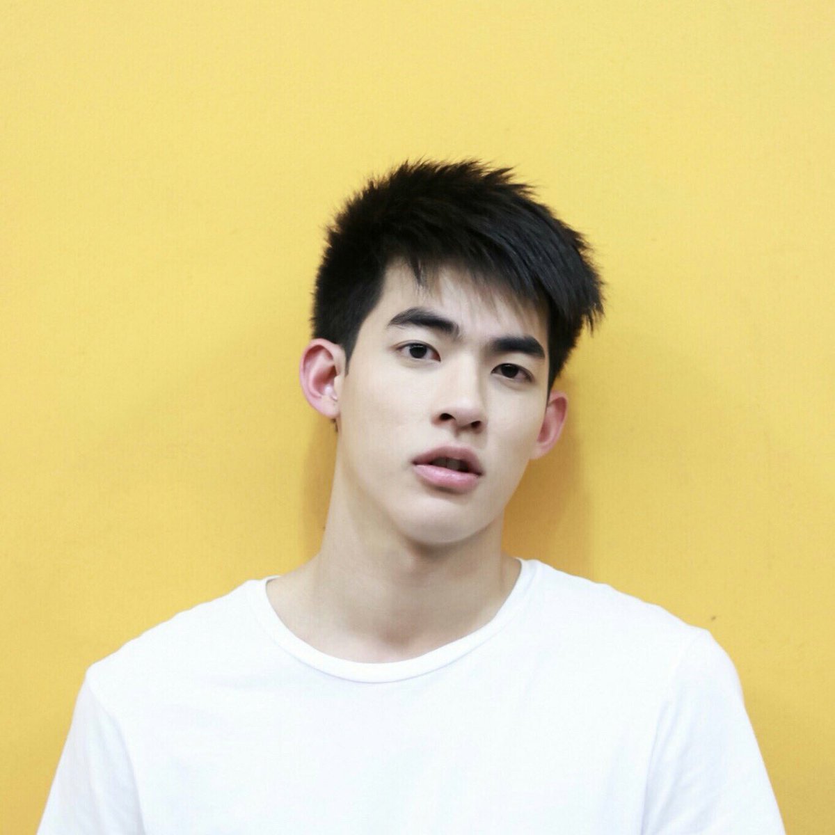 ttawan_v's tweet photo. #NewProfilePic berubah dulu https://t.co/pC3ZCoM2sW