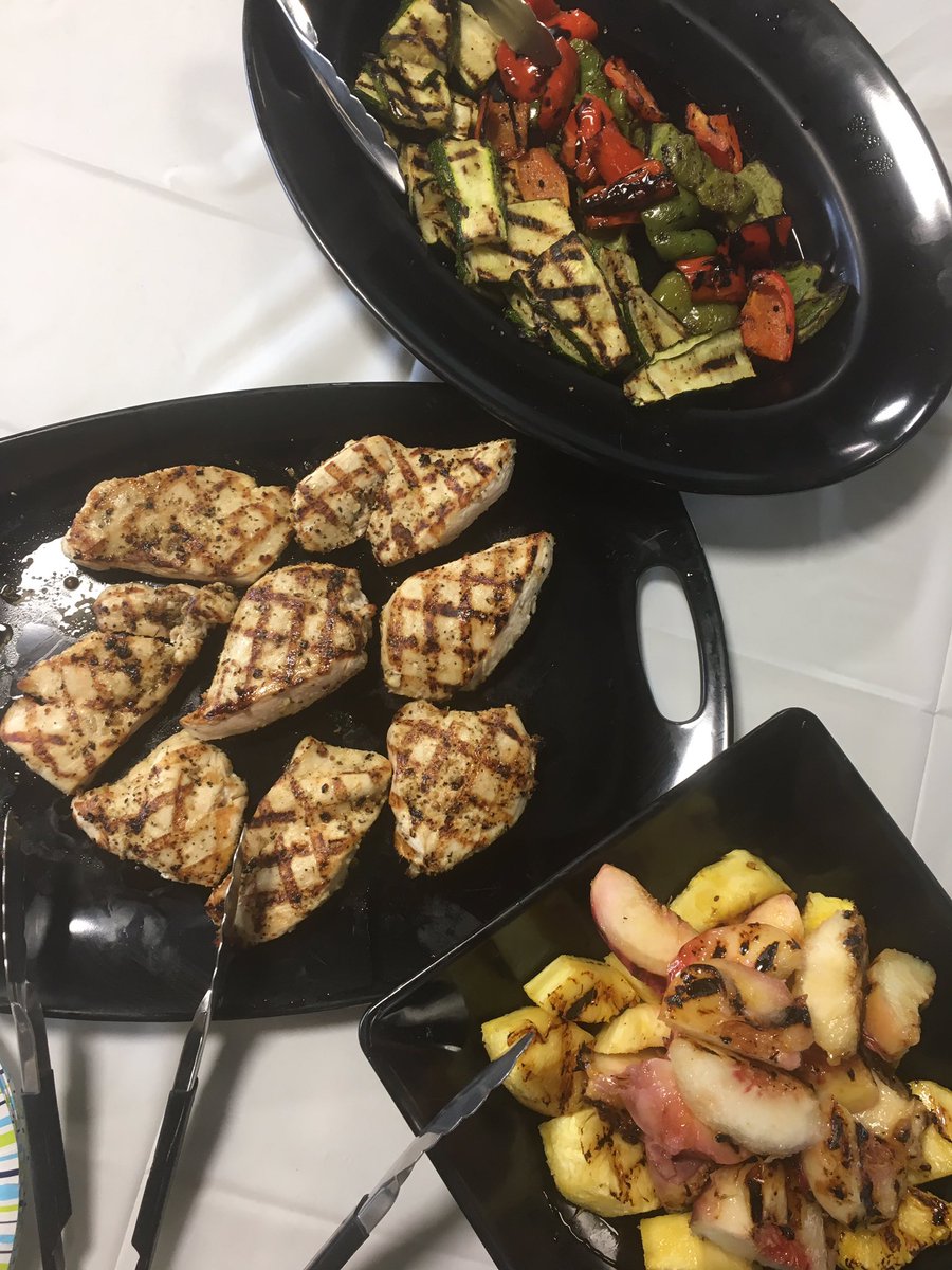 Grilling things up for our class today in Isanti <a href="/Coborns/">Coborns</a> #grillingwithcolor #fruitsandveggies