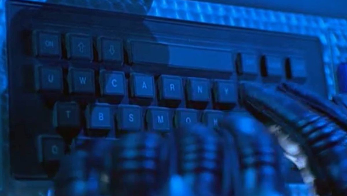 jsnell's tweet image. I’m still trying to understand Batman’s keyboard