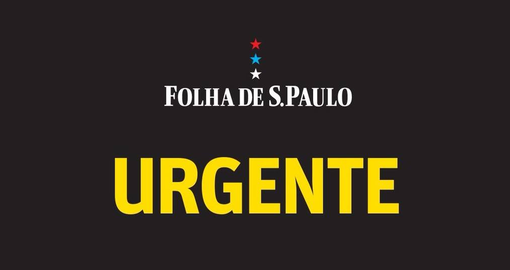 folha's tweet image. Lula é condenado a 9 anos por corrupção no tríplex
bit.ly/2u9yXJJ