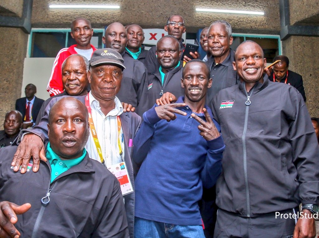 Kenya's 3000m steeplechase legends #EzekielKemboi at the #wu18nairobi2017 @iaaforg @athletics_kenya @MichKatami @EliasMakori @BernardNdong