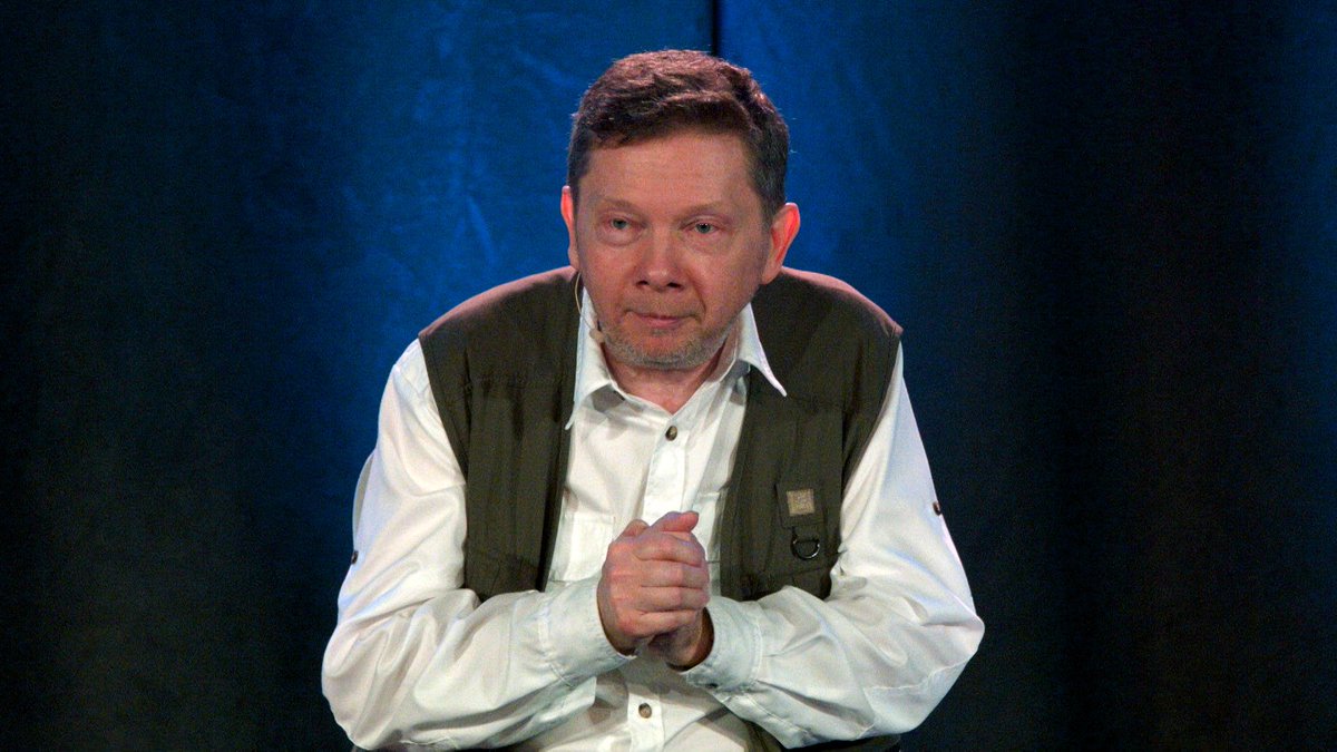 EckhartTolle's tweet photo. Eckhart makes the important distinction between having a physical form and becoming identified with that form. https://t.co/ufweFfEqxs https://t.co/bgsVOVKJWF