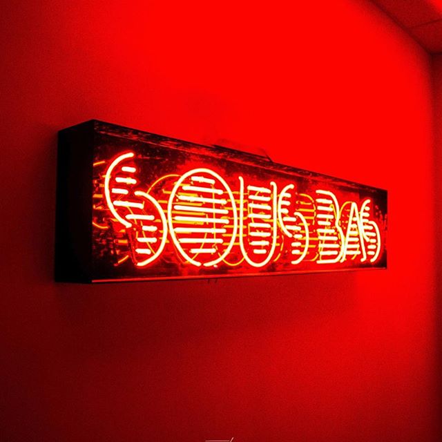 insideHamont's tweet image. Don’t have plans yet this weekend? Then you must step inside Sous Bas. Good people, good music, good vibes.
👉 #insidehamont #hamont