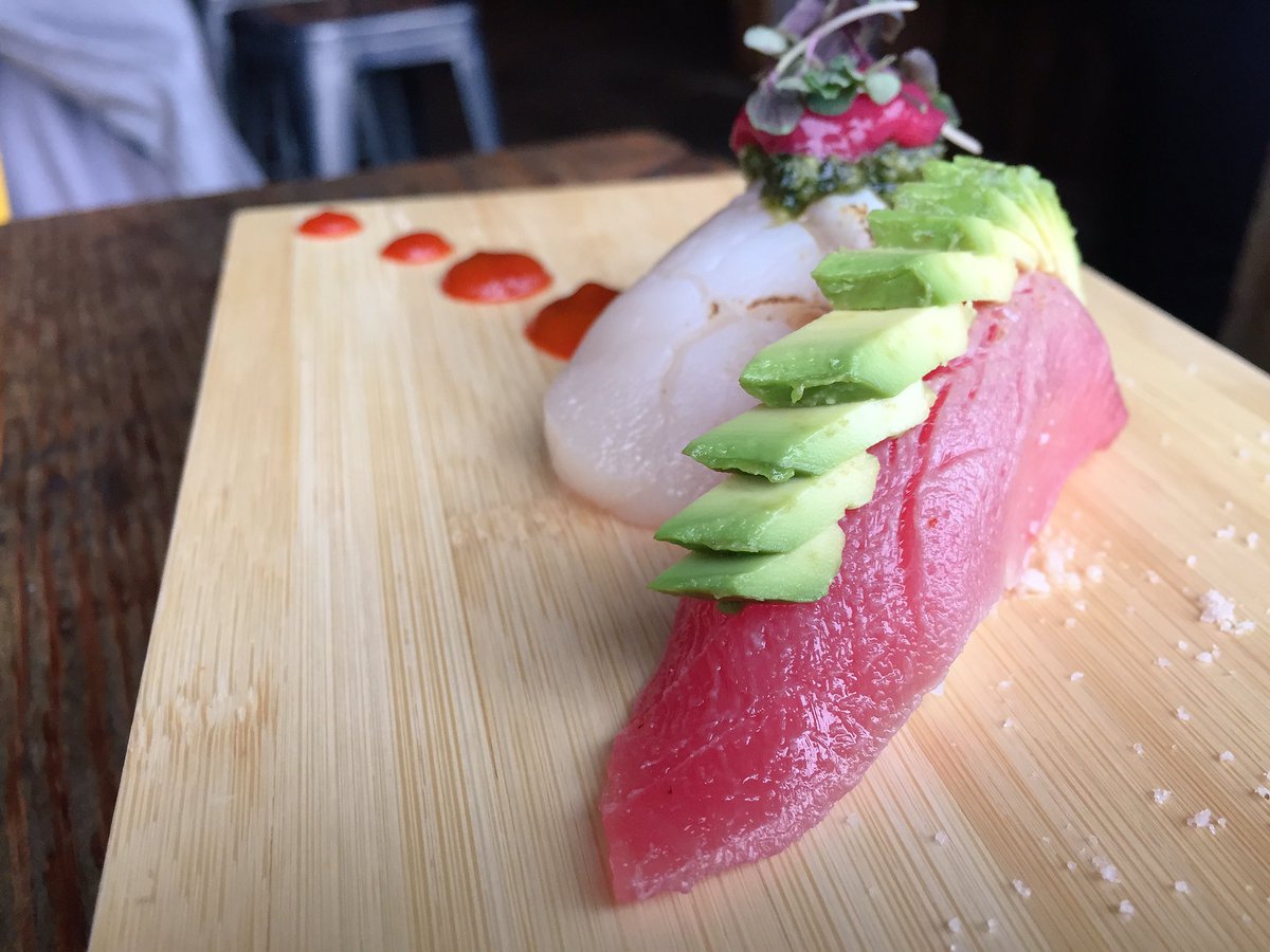 Holy Hotategai and the Tuna Truffle roll at <a href="/Yuzuchicago/">YuzuChicago</a>. #YuzuFoodArt