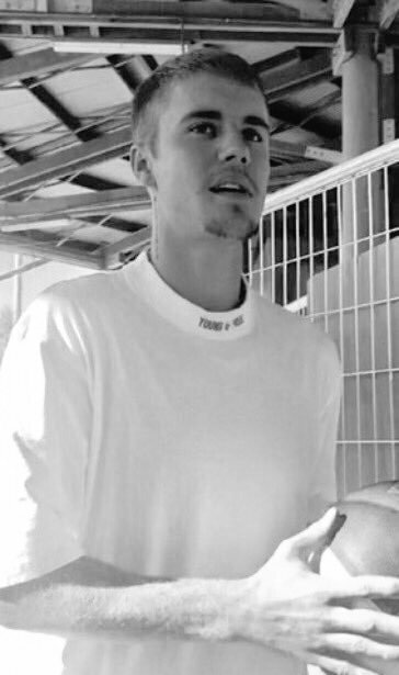best justin's pics (@bestjustinpiccs) on Twitter photo 