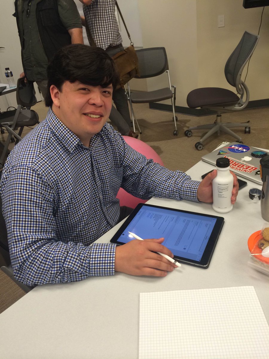 astrovisual_ tweet picture